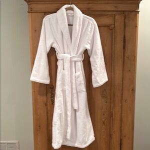 Pottery Barn Retreat Signature Robe, Small